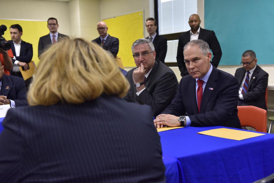 Administrator Pruitt meeting with residents of East Chicago