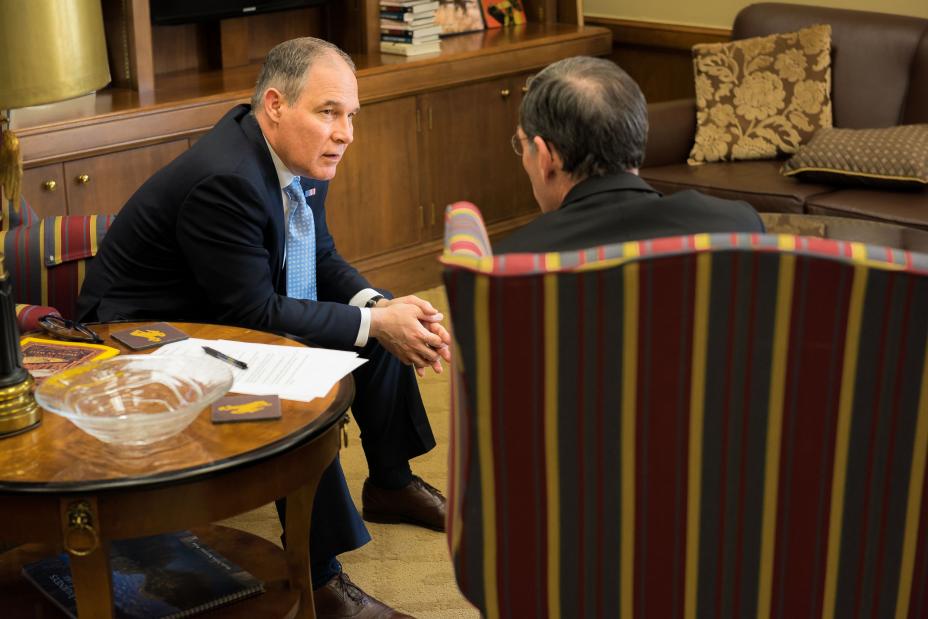 Administrator Pruitt meeting with Sen John Barrasso