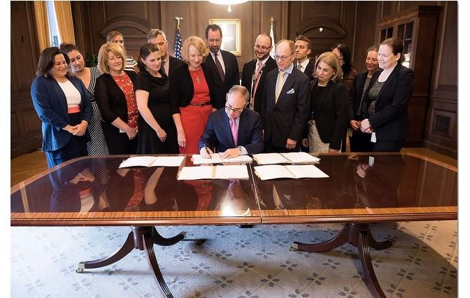 EPA Administrator Scott Pruitt signs new TSCA rules surrounded by staff from EPA’s Office of Chemical Safety and Pollution Prevention.