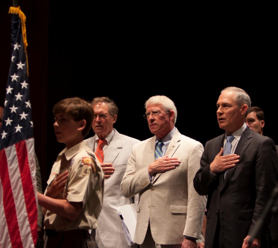 Senator Wicker (center) and Administrator Pruitt (right) stand for the National Anthem at the Delta Council.