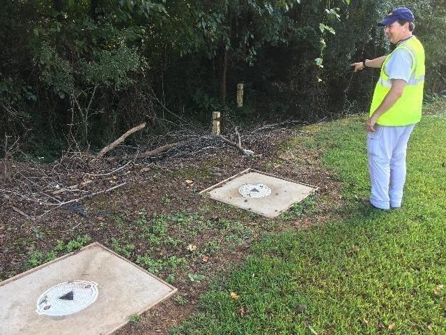 Personal de la EPA inspeccionando sitios Superfund
