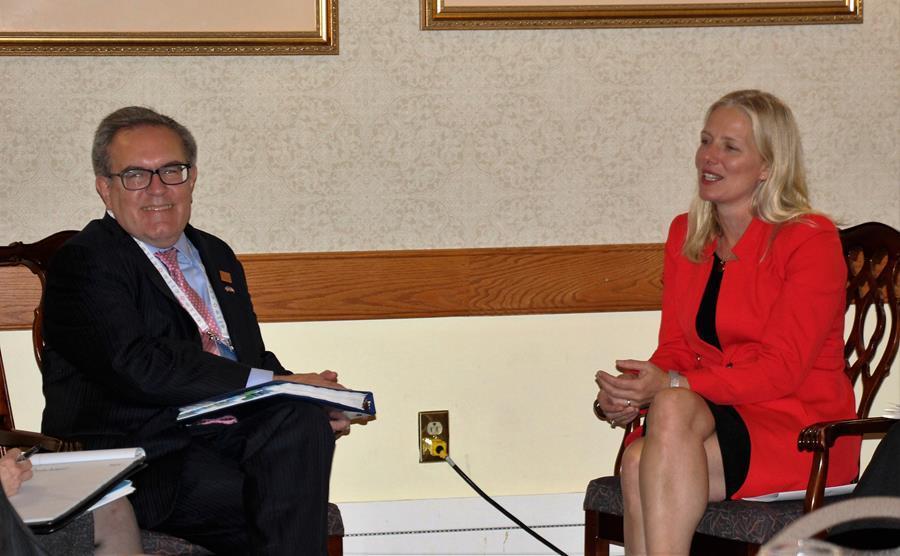 Administrator Wheeler holds bilateral meeting with Canadian Minister of Environment and Climate Change Catherine McKenna.