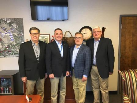 Wheeler with four Kentuckyians.