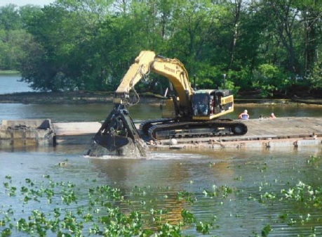 Dredging at the Roebling Steel Company Superfund Site