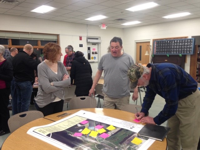  EPA  Epidemiologist Florence A. Fulk works with a community on a Health Impact Assessment in Duluth, MN.