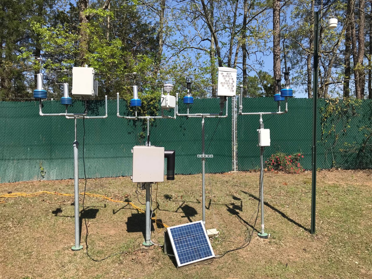 Tracking Emissions Using New Fenceline Monitoring Technology US EPA