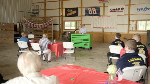 Administrator Wheeler addresses audience at Creamfield Farms in Mechanicsville, Va