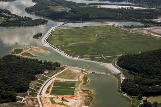 photo of Berkshire Recreation Area, Middle Embayment and Completed Disposal Cell in Kingston, TN