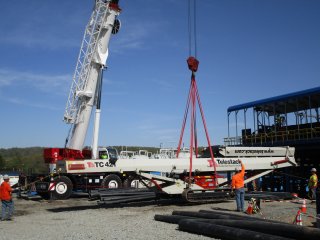 Crane Lift to Install Conveyor Used to Transfer Processed Sediment to Staging Area for Load-out and Off-site Disposal – May 2017