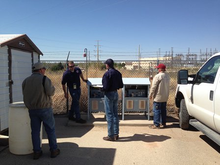 EPA initially reviews DOE's air sampling plans.