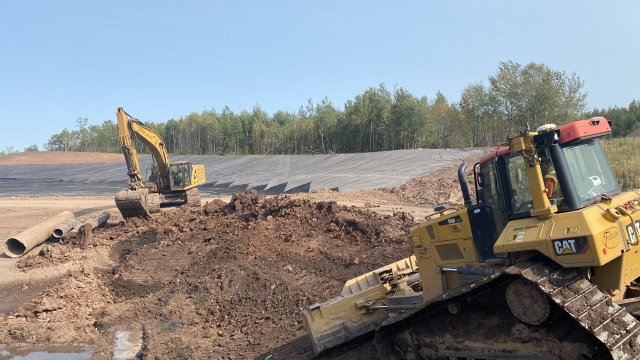 Dredging continues in the Wire Mill Delta. 