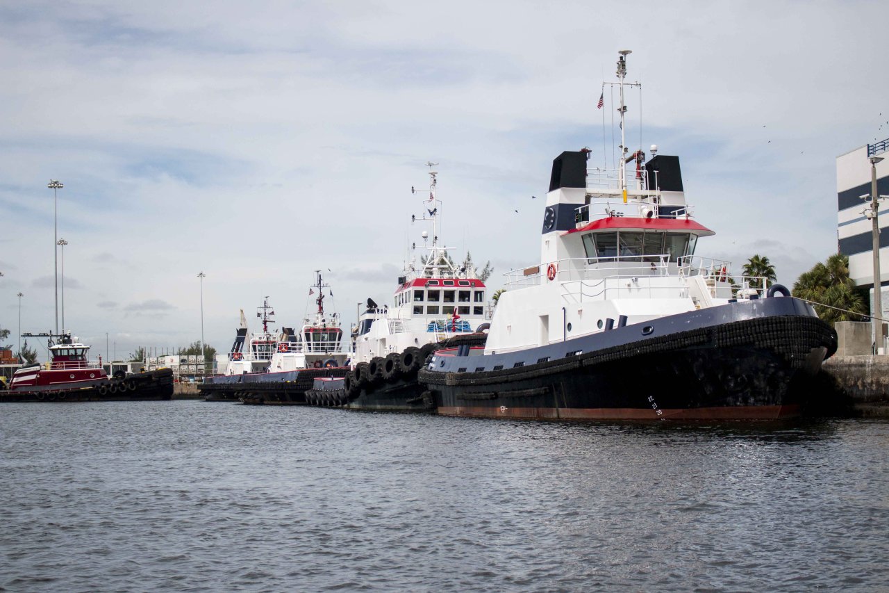 Harbor Craft (HC) Best Practices to Improve Air Quality US EPA