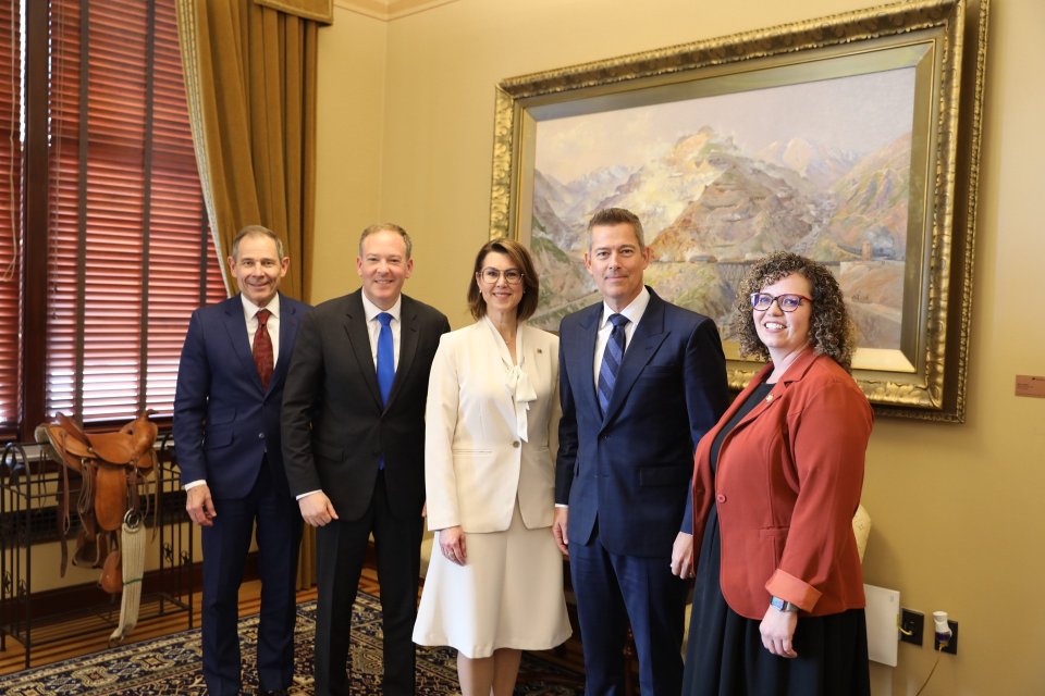 Administrator Zeldin poses at the Utah State Capitol with Lt. Governor Henderson, Senator Curtis, HHS Secretary Duffy, Rep. Malloy