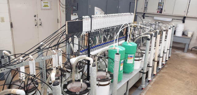 The experimental setup for measuring ammonia emissions from soil samples (IFDC).